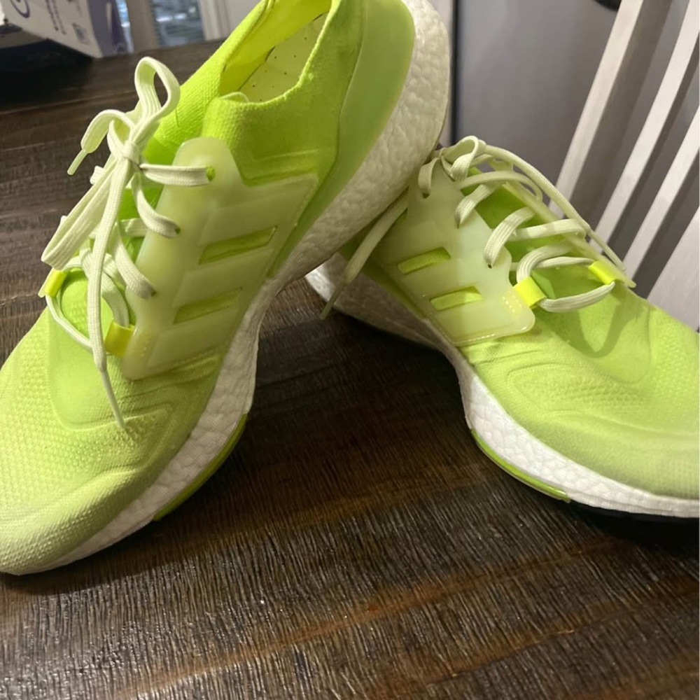 Adidas Ultraboost 22 - Men's Size 11.5